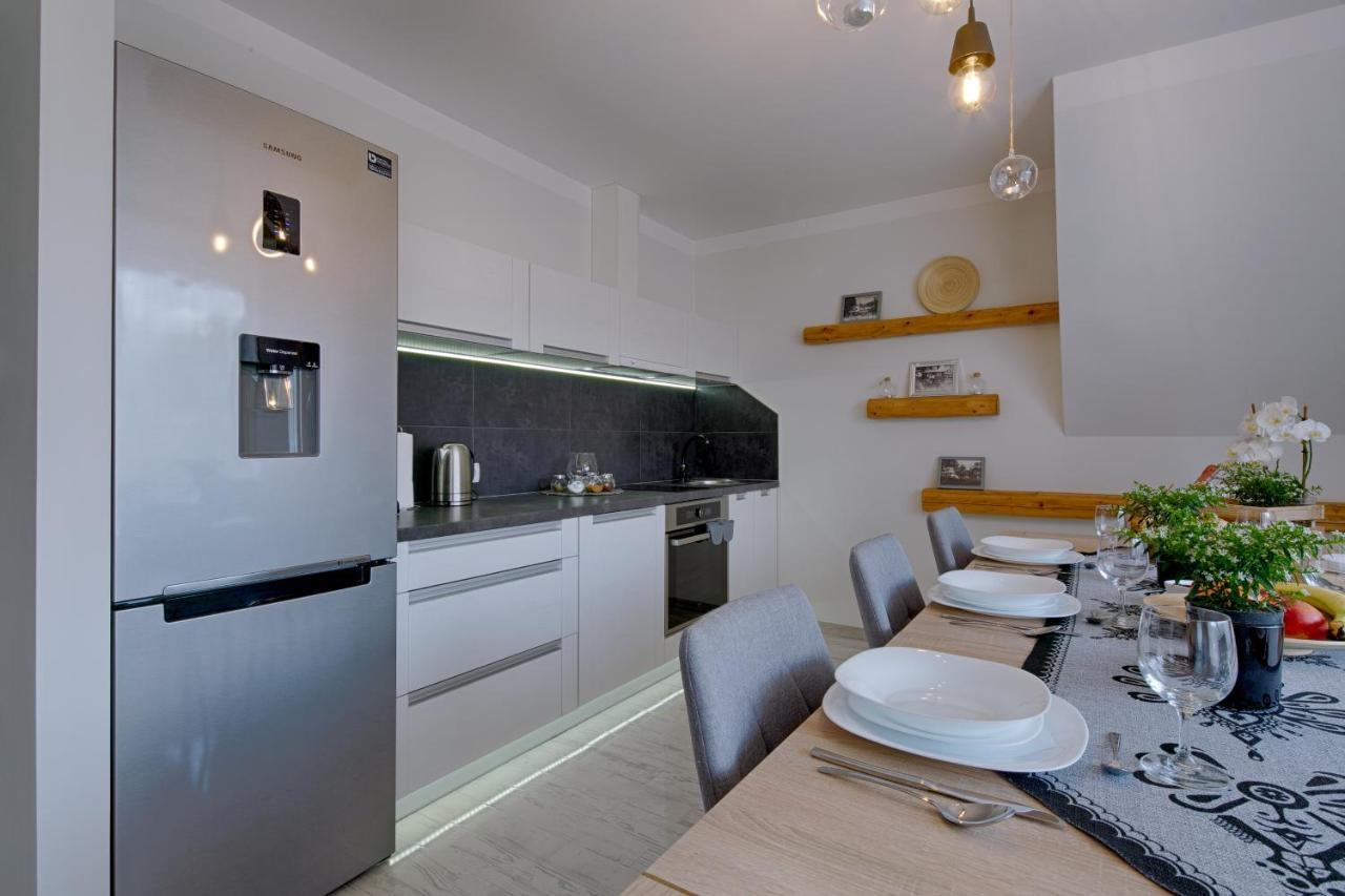 Apartament Goralska Ostoja Prywatne Wejscie Widok Na Tatry 자코파네 외부 사진